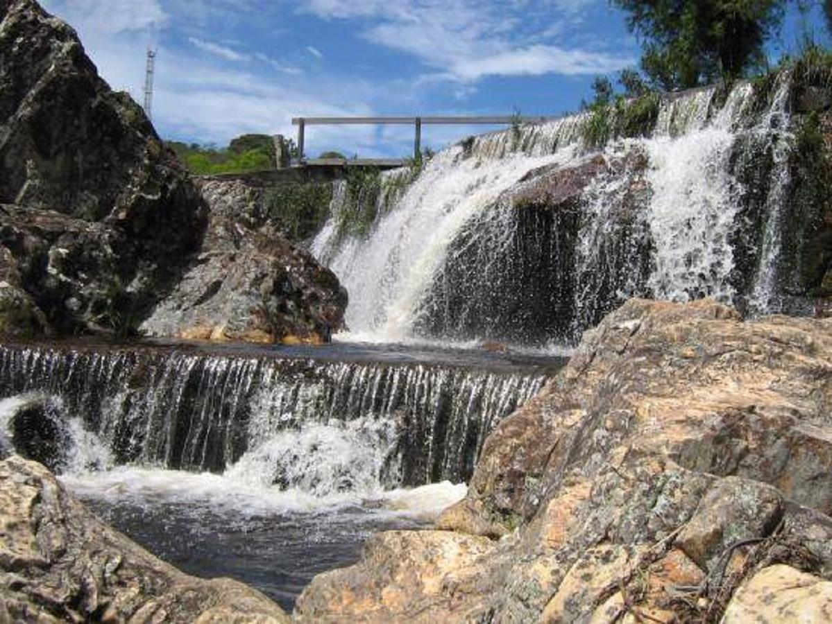 Mirante Do Vale Hotel Sao Goncalo do Rio das Pedras Ngoại thất bức ảnh